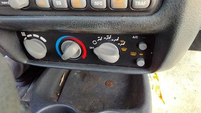 2000-2002 Pontiac Sunfire Temperature Control Module In Dash Heater Ac Head Unit