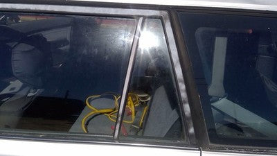 88-92 Station Wagon Driver Left Rear Vent Window Back Door Glass With Frame 2Wd