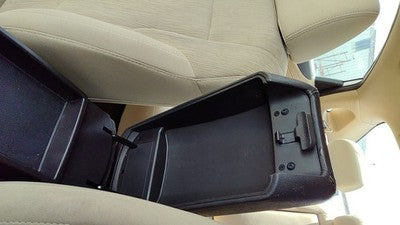 2011-2015 Hyundai Sonata Center Console Lid Only Oem Arm Rest Fold Down