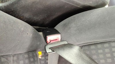 2002-2005 Vw Passat Driver Left Front Seat Belt Buckle Receiver Oem Black