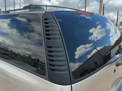 2001 Chevy Suburban Driver Left Rear Moulding On Quarter Panel Oem