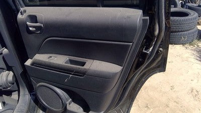 09-17 Jeep Patriot Passenger Right Rear Inside Door Trim Panel Only Back Gray Dv