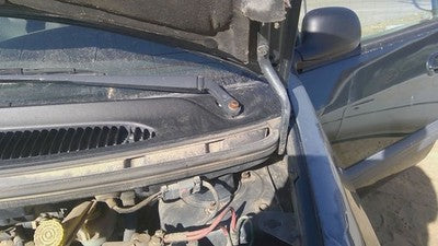 2000 Chrysler Voyager Driver Left Hood Hinge Assembly Oem 4716451Ab Green