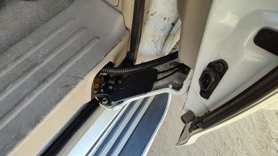 2004 Toyota Sienna Driver Left Rear Door Lower Roller Assembly Oem Back