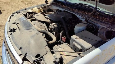 2001-07 Sierra 1500 Hd Driver Left Front Spindle Steering Knuckle With Hub 8 Lug