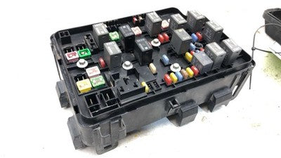 2007 Chevy Cobalt Engine Fuse Box Power Distribution Panel Oem 2.2L 19116537