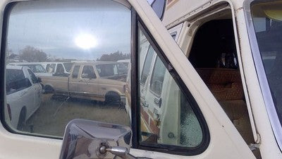 75-84 Van E250 Passenger Right Front Vent Window Small Door Glass With Frame