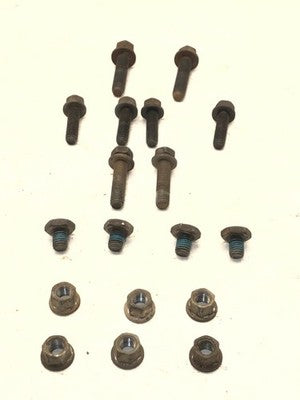 05-06 Liberty Set Bolts For Transmission Bellhousing Hardware Factory 3.7L 4X4