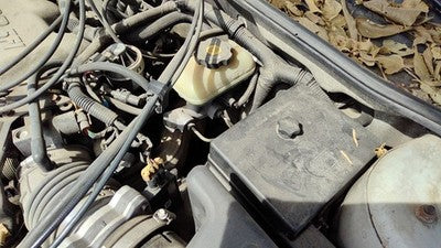 2000-05 Chevy Malibu Power Brake Booster With Master Cylinder Pair Set Oem