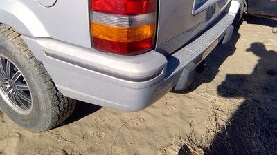 1993-1995 Jeep Grand Cherokee Rear Bumper Cover Assembly Oem Back Silver