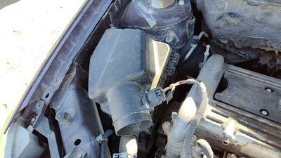 2005-2008 Chevy Cobalt Air Cleaner Filter Box Oem Intake Housing 2.2L 15229301