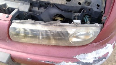 1996-1999 Saturn Sw2 Driver Left Head Light Oem Front Lamp With Bracket 21111169