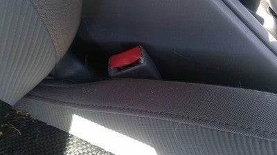 1999-2002 Subaru Forester Passenger Right Front Seat Belt Buckle Receiver Gray