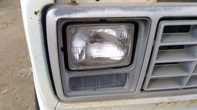 1979-1991 Ford Van E250 Passenger Right Head Light Oem Front Lamp D8bz13007a