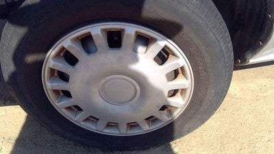 90-92 Corolla Station Wagon 13" Hub Cap Oem Wheel Cover 2Wd 12 Vane Design2