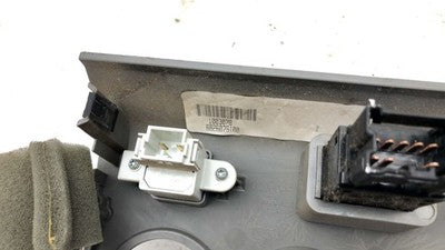 2004-2005 Nissan Titan Trim Bezel Around Radio Surround Dash Panel Oem