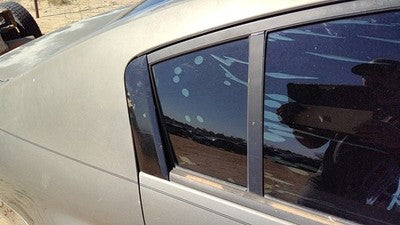04-08 Nissan Maxima Passenger Right Rear Vent Window Back Door Glass With Frame