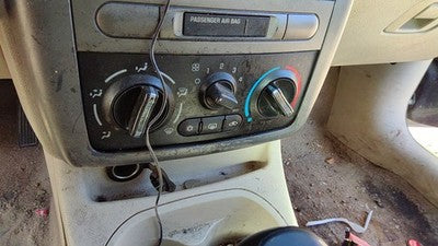 2005-2010 Chevy Cobalt Temperature Control Module In Dash Heater Ac Head Unit