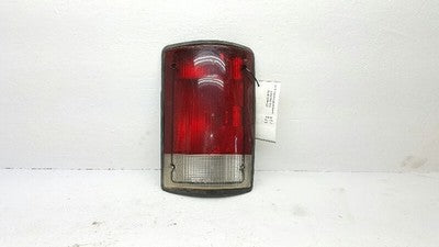 1992-2004 Ford Van E150 Passenger Right Tail Light Brake Lamp Oem Rear
