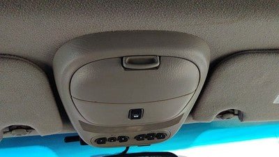 02-04 Trail Blazer Center Overhead Console Dome Light Map Lamp Cubby Dark pewter