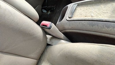 2000 Ford Windstar Passenger Right Front Seat Belt Buckle Receiver Oem