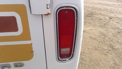 1975-1991 Ford Van E250 Passenger Right Tail Light Oem Brake Lamp Rear