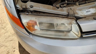 2000-2002 Saturn L100 Passenger Right Head Light Oem Front Lamp 90583595
