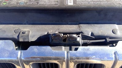 1993-1998 Jeep Grand Cherokee Hood Latch Assembly With Bracket Oem 55254771
