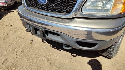 99-02 Ford Expedition Front Bumper With Brackets Assembly Oem Arizona Beige Aq