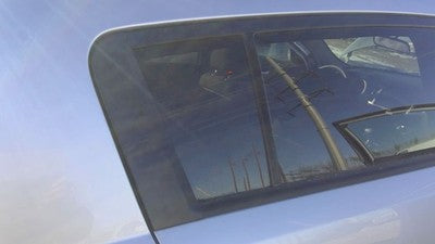 10-16 Kia Sportage Passenger Right Rear Vent Window Back Door Glass With Frame