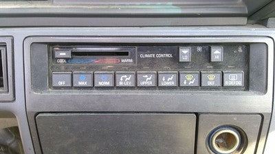 1988-1992 Cutlass 2 Door Temperature Control Module In Dash Heater Ac Head Unit