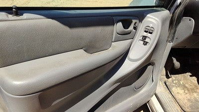 05 06 Town & Country Driver Left Front Inside Door Trim Panel With Master Switch