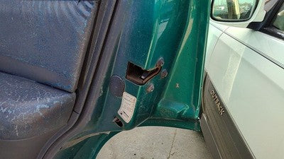 1995-2005 S10 Blazer Passenger Right Rear Door Latch With Rods/Cables Oem Back