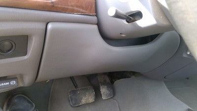 1998-1999 Mercury Sable Lower Dash Under Column Knee Bolster Trim Panel Gray N2