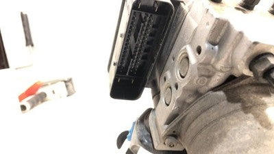 2005-2006 Acura Tl Complete Anti Lock Brake Pump Unit Oem Abs Module 57110Sepa13