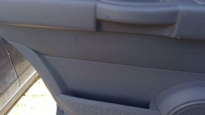 04-06 Dodge Durango Driver Left Rear Inside Door Trim Panel Only Back Gray D5