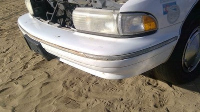 1991-1996 Chevy Caprice Front Bumper Cover Assembly Oem White