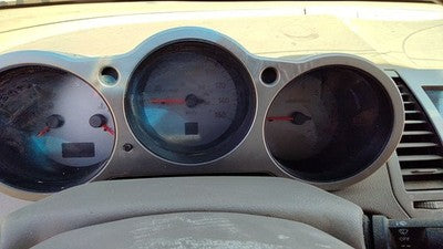 2004-2005 Nissan Maxima Speedometer Cluster Instrument Gauges Panel Oem Dash