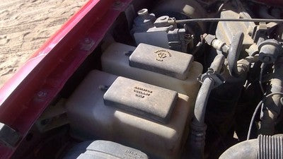 1998-2001 Ford Ranger Windshield Washer Fluid Reservoir With Pump Oem Wiper Tank