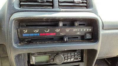 1996-1997 Suzuki Sidekick Temperature Control Module In Dash Heater Ac Head Unit