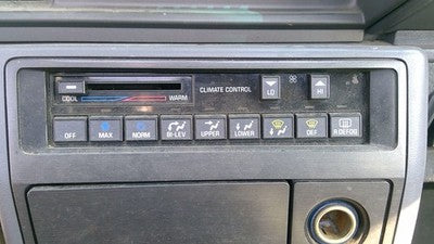 1988-1992 Cutlass 2 Door Temperature Control Module In Dash Heater Ac Head Unit