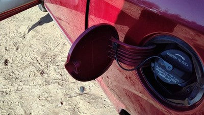 01-07 Town & Country Fuel Tank Door With Hinge Gas Lid Filler Inferno Red Prh