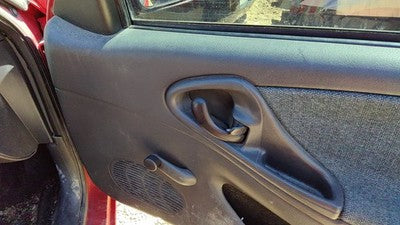03-05 Chevy Cavalier Passenger Right Front Inside Door Trim Panel Graphite 12C