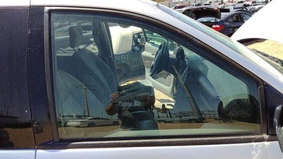 2004-2007 Chrysler Town & Country Passenger Right Front Side Window Door Glass