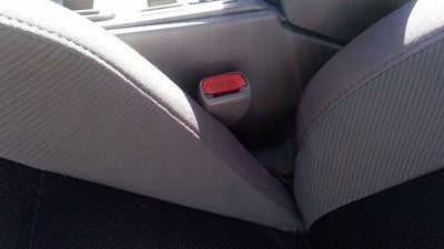 1999-2002 Subaru Forester Driver Left Front Seat Belt Buckle Receiver Oem Gray
