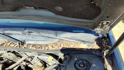 2006-2008 Pontiac Grand Prix Driver Left Windshield Wiper Arm Oem Blade Lever