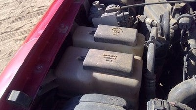 1998-2001 Ford Ranger Windshield Washer Fluid Reservoir With Pump Oem Wiper Tank