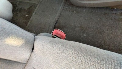 01-04 Grand Caravan Passenger Right Front Seat Belt Buckle Receiver Gray E7l5