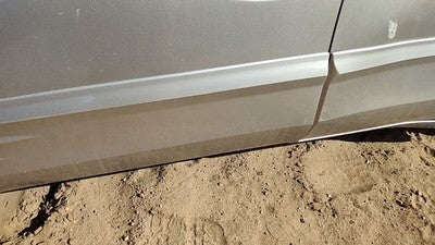00-05 Bonneville Driver Left Front Moulding From Door Trim Strip Silver 67U