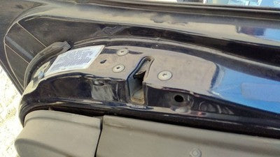 1997-2001 Toyota Camry Driver Left Front Door Latch With Rods/Cables Oem